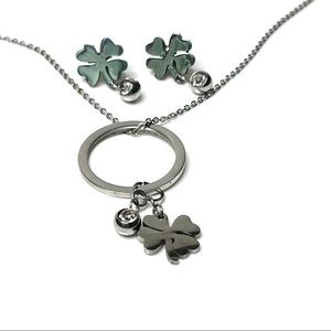 Four leaf clover necklace and earring set 🍀